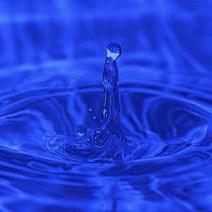 Wassertropfen...... Roland Winkler